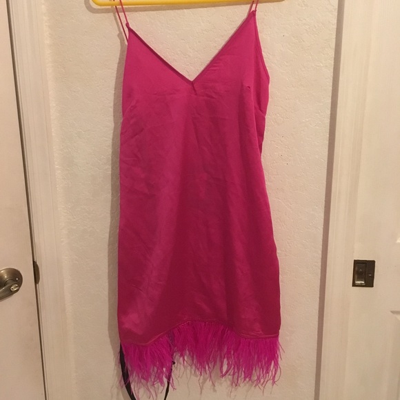 PRETTYLITTLETHING MAGENTA SATIN SLIP DRESS - Picture 3 of 5